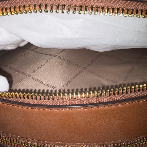 Michael Kors Jaycee Large Zip Pocket Backpack Brown MK Signature NWT. ✨✨ - Picture 15 of 16